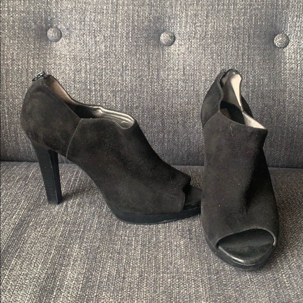 Black Banana Republic Heels
